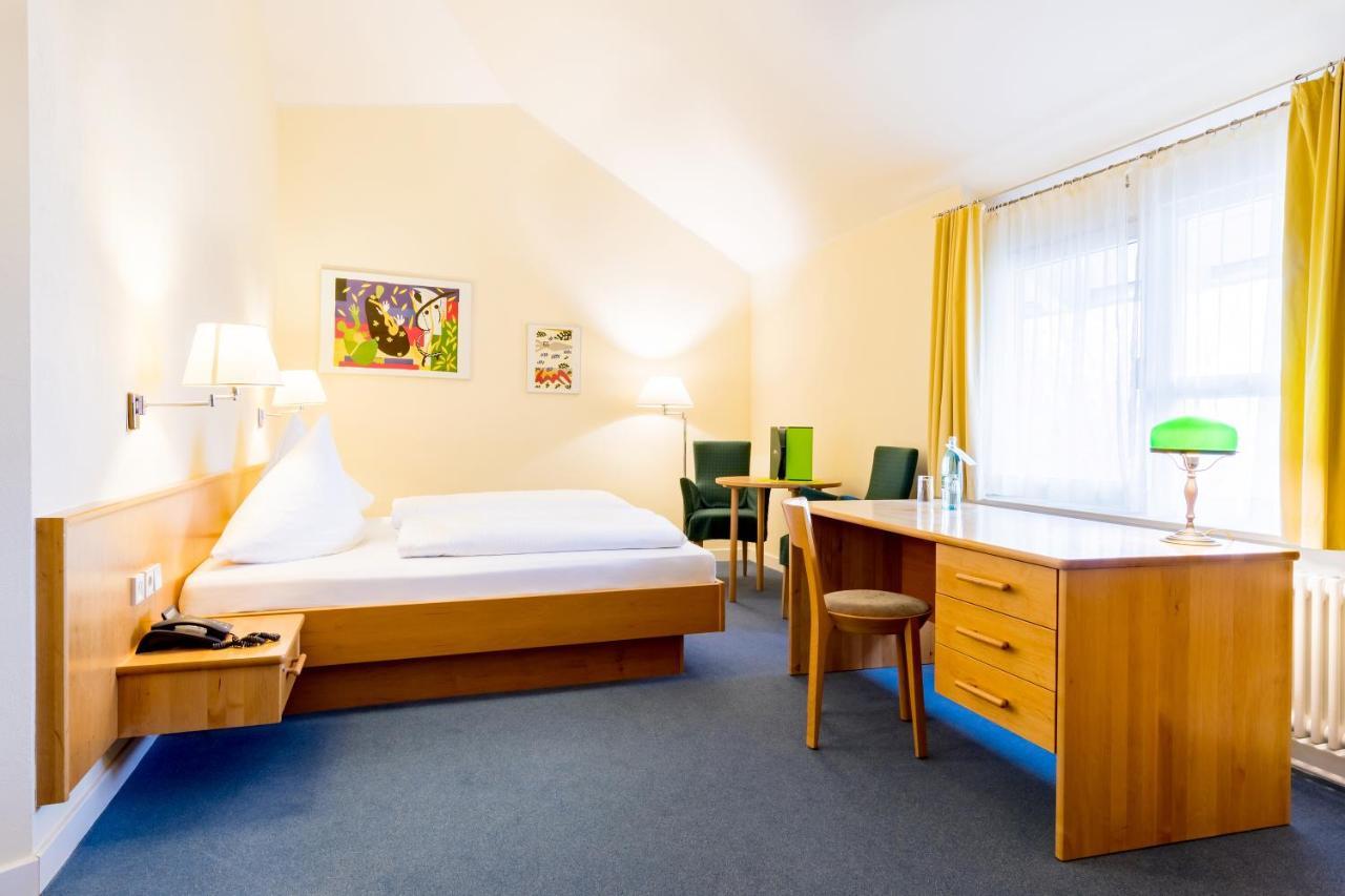 Schlosshotel Eyba Bad Blankenburg Exterior foto