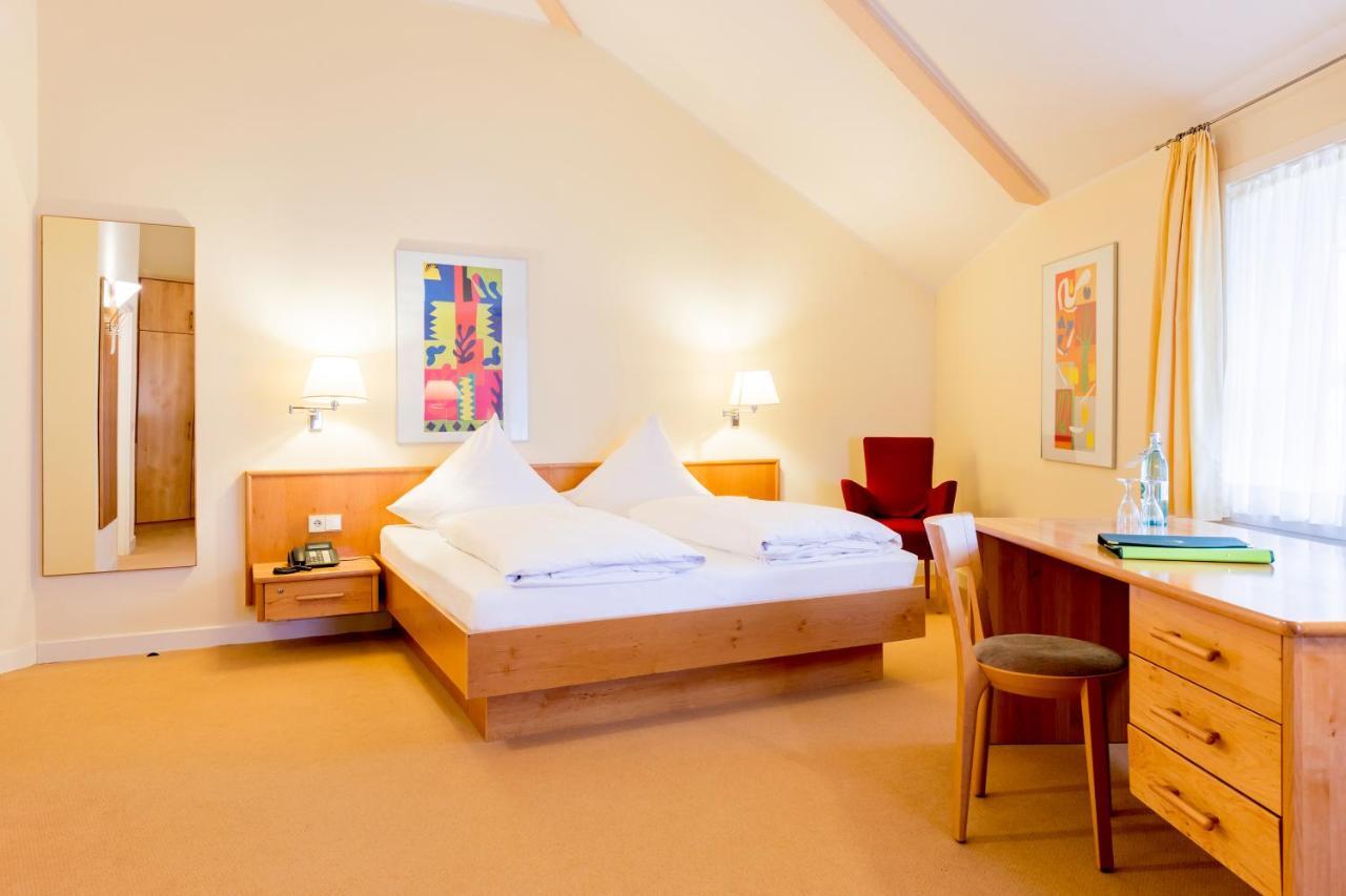 Schlosshotel Eyba Bad Blankenburg Exterior foto